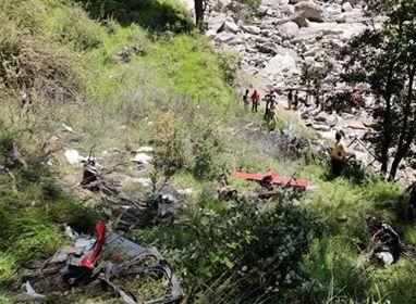 राहत सामग्री ले जा रहा हेलीकॉप्टर हुआ क्रैश, पायलट समेत तीन की मौत